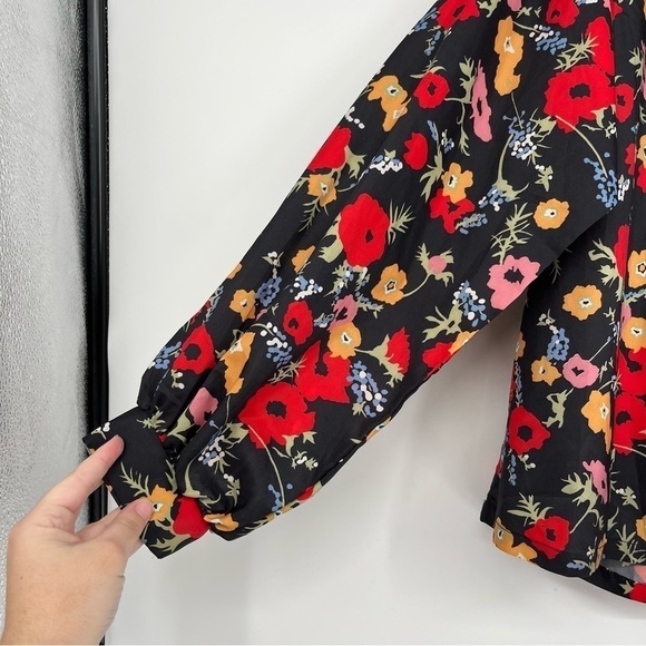 Vintage Retro Floral Button up Blouse Women’s Modern Size Medium/Large (AS IS) - Picture 3 of 10